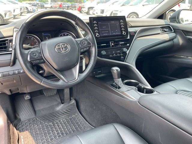 Used 2024 Toyota Camry SE FWD image 11
