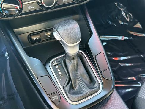 Used 2024 Kia Soul LX w/ Option Group 015 FWD image 16