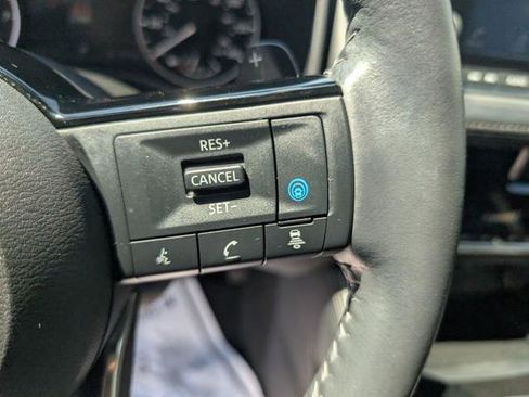 Certified 2023 Nissan Rogue SL AWD/4WD image 18