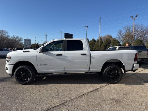 New 2026 RAM 3500 Big Horn AWD/4WD image 4
