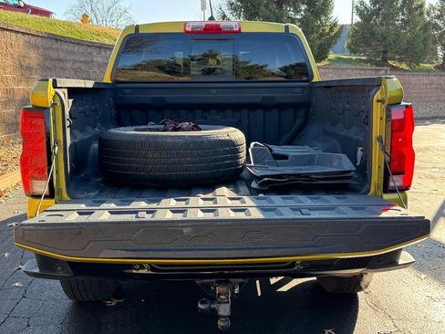 Used 2023 Chevrolet Colorado Z71 w/ Z71 Convenience Package 2 image 9