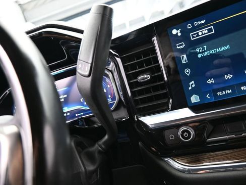 Used 2024 Chevrolet Silverado 3500 LT image 29