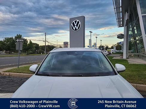 Certified 2023 Volkswagen Taos SE AWD/4WD image 23