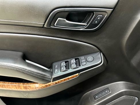 Used 2020 Chevrolet Tahoe Premier w/ Premier Plus Edition image 19