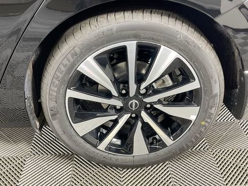 New 2025 Nissan Sentra SV w/ SV Premium Package image 19