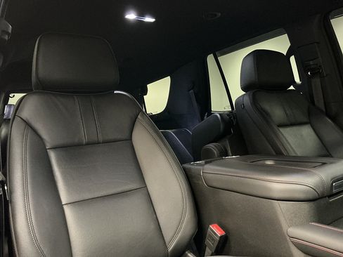 Used 2024 Chevrolet Tahoe RST w/ RST Performance Edition AWD/4WD image 41