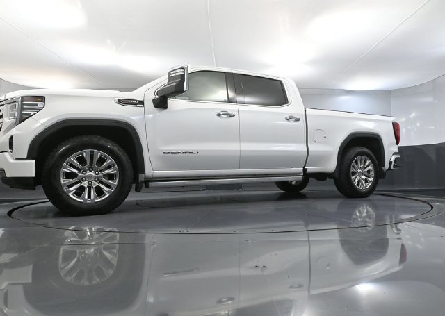 Used 2023 GMC Sierra 1500 Denali w/ Technology Package AWD/4WD image 50