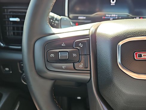 Used 2025 GMC Sierra 1500 AT4 AWD/4WD image 18