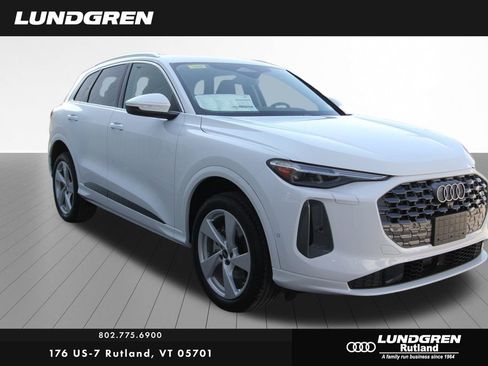 New 2025 Audi Q5 Premium Plus image 1