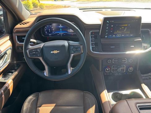 Used 2024 Chevrolet Tahoe High Country image 14