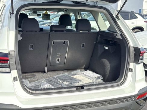 New 2026 Volkswagen Taos S image 11