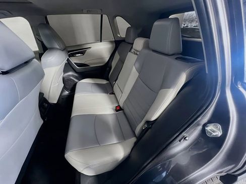 Used 2024 Toyota RAV4 XLE Premium image 26
