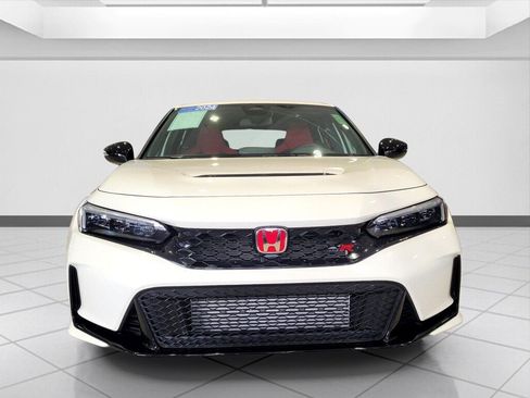 Certified 2024 Honda Civic Type R image 2