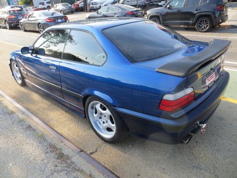 Used 1995 BMW M3 Coupe image 22