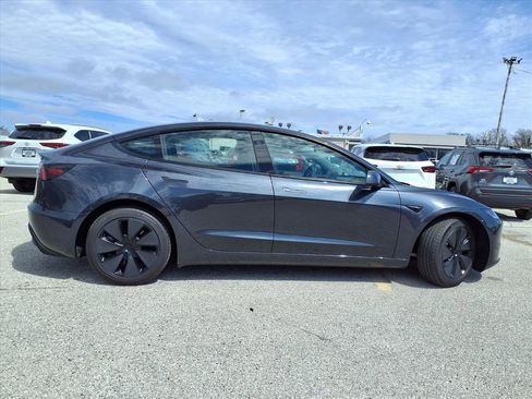 Used 2025 Tesla Model 3 Long Range image 33