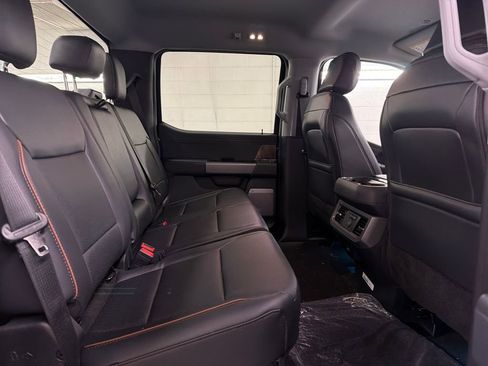 New 2026 Ford F250 Lariat w/ Chrome Package image 28