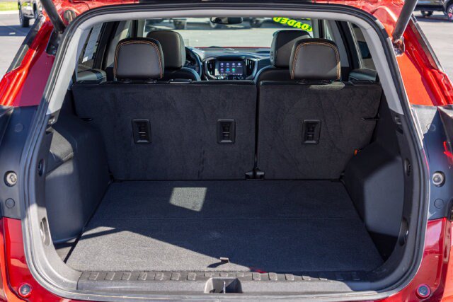 Certified 2024 GMC Terrain AT4 w/ Infotainment Package II AWD/4WD image 16