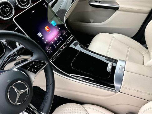 Certified 2025 Mercedes-Benz GLC 300 image 14