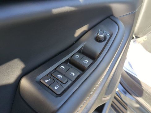 New 2026 Jeep Grand Cherokee Laredo X image 13