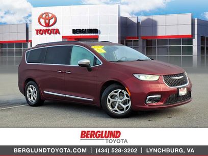 Used 2023 Chrysler Pacifica Limited