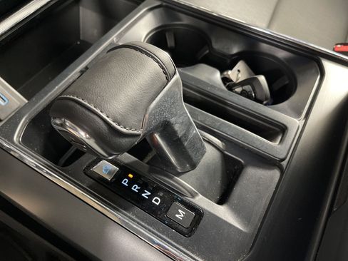 Used 2024 Ford F150 Lariat image 26