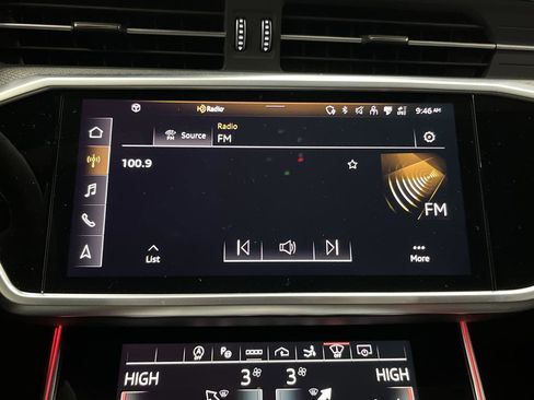 Used 2023 Audi RS 7 Sportback w/ Carbon Optic Package image 19