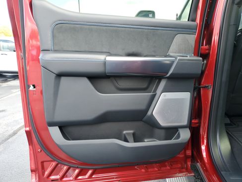 New 2025 Ford F250 Platinum image 9