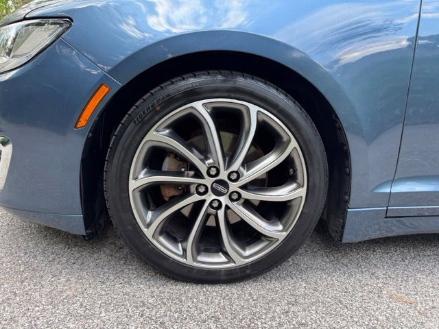 Used 2019 Lincoln MKZ Reserve w/ Reserve Plus Package AWD/4WD image 2