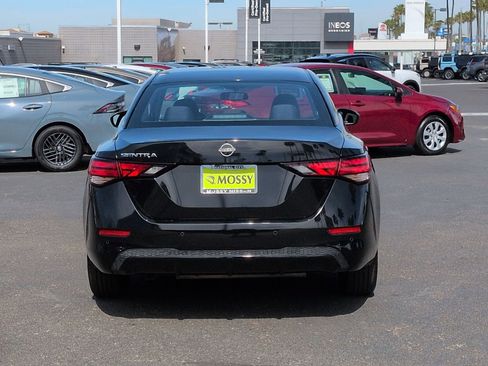 Certified 2025 Nissan Sentra S image 9