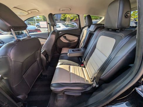 Used 2019 Ford Escape SEL FWD image 17