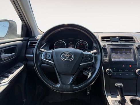 Used 2016 Toyota Camry SE FWD image 16