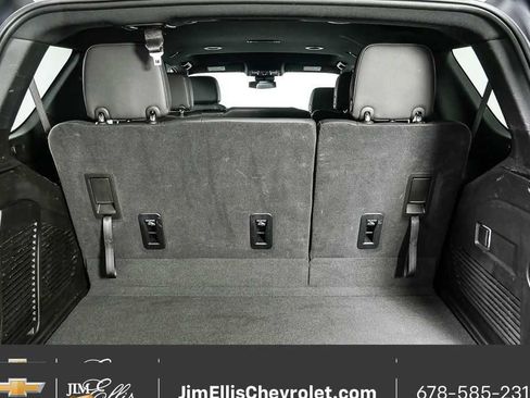 Used 2025 Chevrolet Tahoe LT image 31