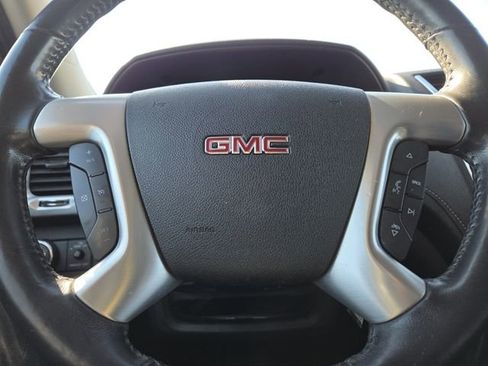 Used 2014 GMC Acadia SLT image 32