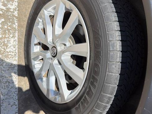 Used 2020 Nissan Rogue Sport S w/ Appearance Package FWD image 38