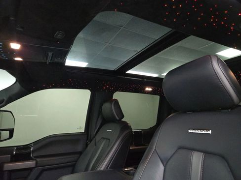 Used 2022 Ford F350 Platinum image 21