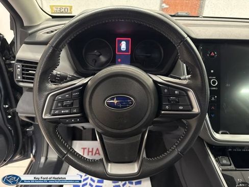 Used 2023 Subaru Outback Premium AWD/4WD image 27