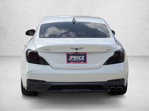 Used 2020 Genesis G70 2.0T Sport RWD image 7