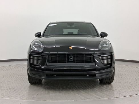 New 2026 Porsche Macan S image 6