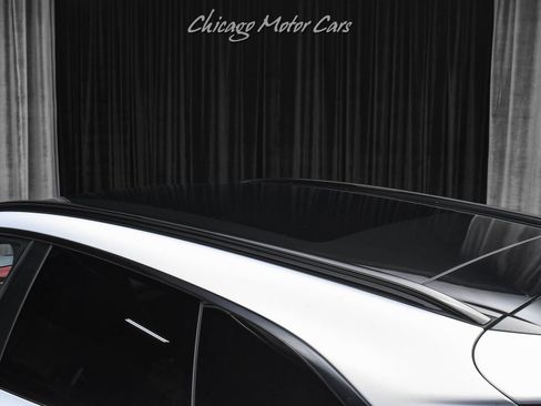 Used 2022 Aston Martin DBX AWD/4WD image 39