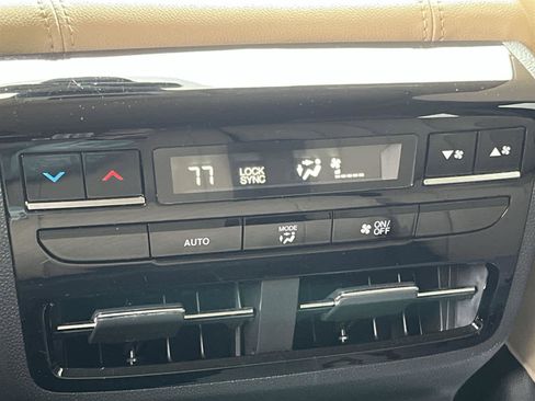 Used 2023 Acura MDX SH-AWD image 20