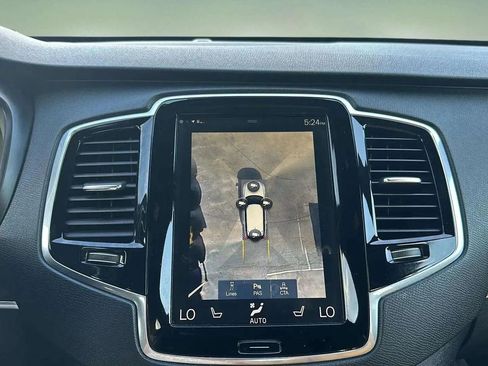 Used 2017 Volvo XC90 T6 Momentum w/ Vision Package image 39