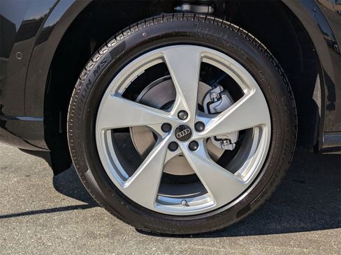 New 2025 Audi Q5 Premium Plus image 12