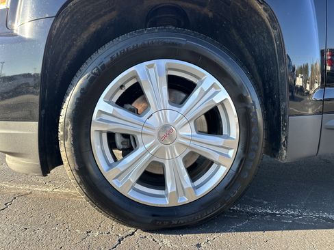 Used 2017 GMC Terrain SLT w/ Open Road Package image 12