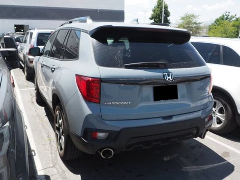Used 2023 Honda Passport Elite image 4
