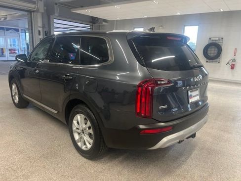 Used 2022 Kia Telluride LX AWD/4WD image 9