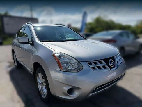 Used 2013 Nissan Rogue SV image 8