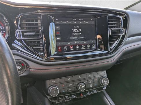 Used 2023 Dodge Durango GT image 13