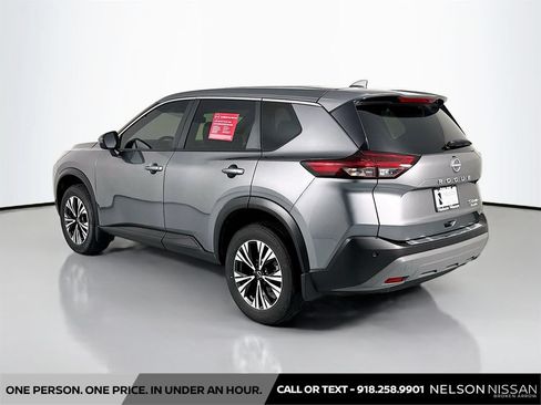 Certified 2023 Nissan Rogue SV AWD/4WD image 7