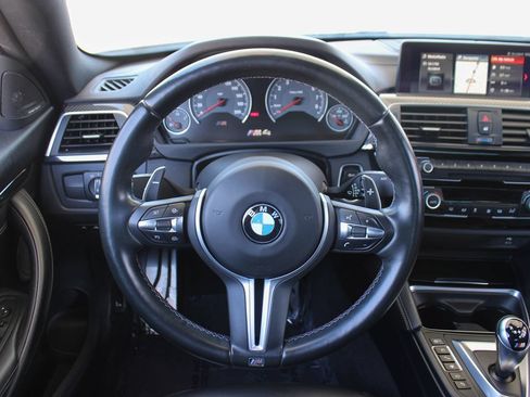 Used 2018 BMW M4 Coupe RWD image 23