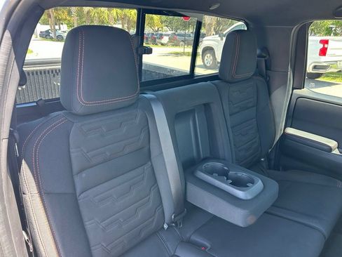 Used 2026 Nissan Frontier PRO-4X AWD/4WD image 43